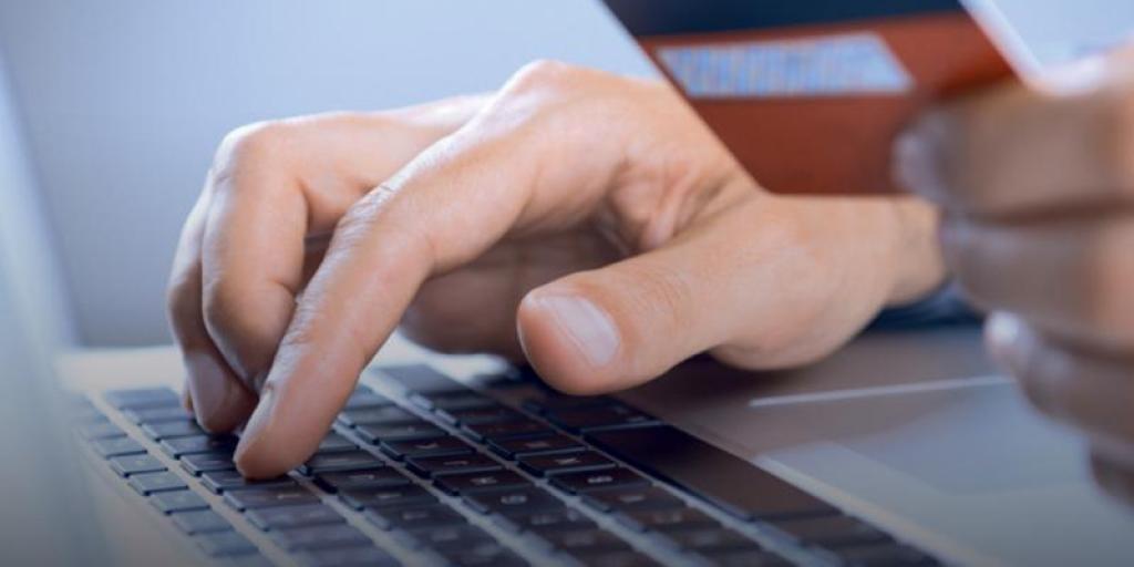 &Pi;ώ&sigmaf; έ&pi;&epsilon;&iota;&sigma;&alpha;&nu; &epsilon;&tau;&alpha;&iota;&rho;&epsilon;ί&alpha; &sigma;&tau;&eta; &Lambda;&epsilon;&upsilon;&kappa;&omega;&sigma;ί&alpha; &nu;&alpha; &sigma;&tau;&epsilon;ί&lambda;&epsilon;&iota; &euro;124.000 &sigma;&epsilon; &lambda;ά&theta;&omicron;&sigmaf; &lambda;&omicron;&gamma;&alpha;&rho;&iota;&alpha;&sigma;&mu;ό