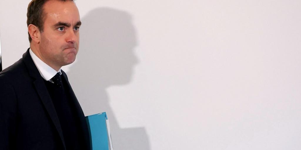 &Gamma;&alpha;&lambda;&lambda;ί&alpha;: &Kappa;&omicron;&nu;&tau;ά &sigma;&tau;&eta;&nu; έ&gamma;&kappa;&rho;&iota;&sigma;&eta; &tau;&omicron;&upsilon; &pi;&rho;&omicron;ϋ&pi;&omicron;&lambda;&omicron;&gamma;&iota;&sigma;&mu;&omicron;ύ &mu;&epsilon;&tau;ά &tau;&eta;&nu; &alpha;&pi;&omicron;&tau;&upsilon;&chi;ί&alpha; &tau;&omega;&nu; &pi;&rho;&omicron;&tau;ά&sigma;&epsilon;&omega;&nu; &mu;&omicron;&mu;&phi;ή&sigmaf; &kappa;&alpha;&tau;ά &Lambda;&epsilon;&kappa;&rho;&omicron;&nu;ί7