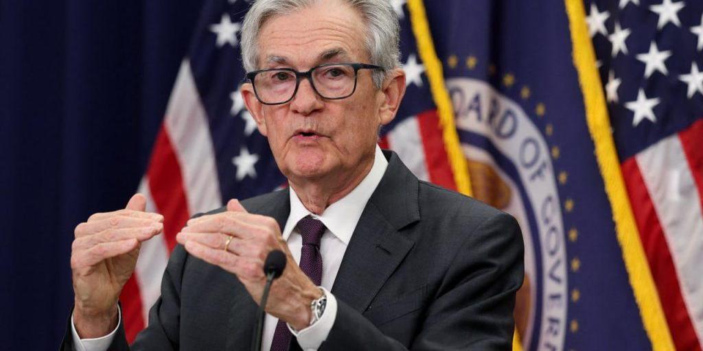 Fed: &Alpha;&nu;&alpha;&mu;έ&nu;&epsilon;&tau;&alpha;&iota; &nu;&alpha; &delta;&iota;&alpha;&tau;&eta;&rho;ή&sigma;&epsilon;&iota; &alpha;&mu;&epsilon;&tau;ά&beta;&lambda;&eta;&tau;&alpha; &tau;&alpha; &epsilon;&pi;&iota;&tau;ό&kappa;&iota;&alpha;