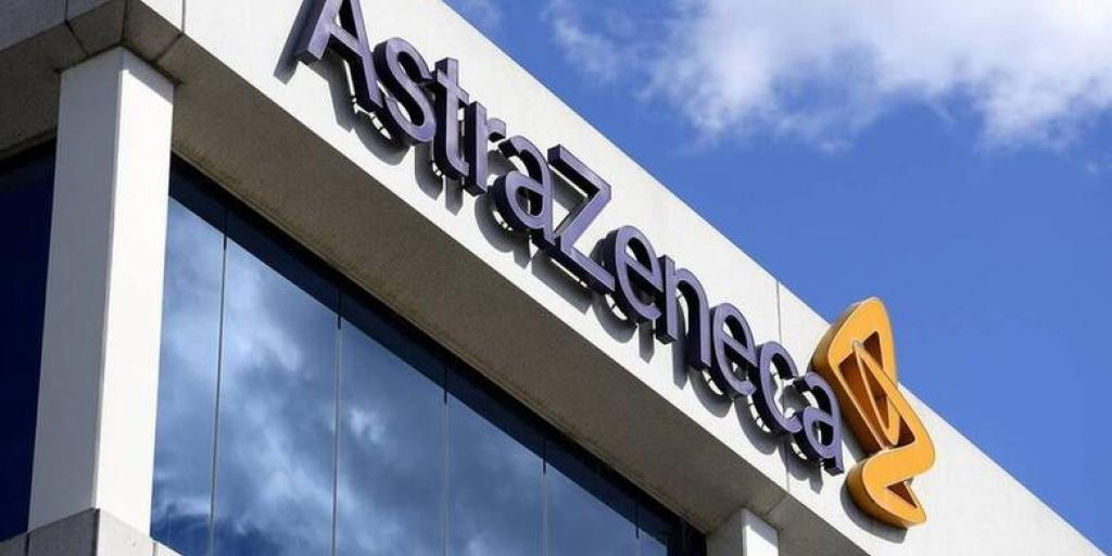 AstraZeneca: &Epsilon;&pi;έ&nu;&delta;&upsilon;&sigma;&eta;-&mu;&alpha;&mu;&omicron;ύ&theta; $15 &delta;&iota;&sigma;. &sigma;&tau;&eta;&nu; &Kappa;ί&nu;&alpha; έ&omega;&sigmaf; &tau;&omicron; 2030