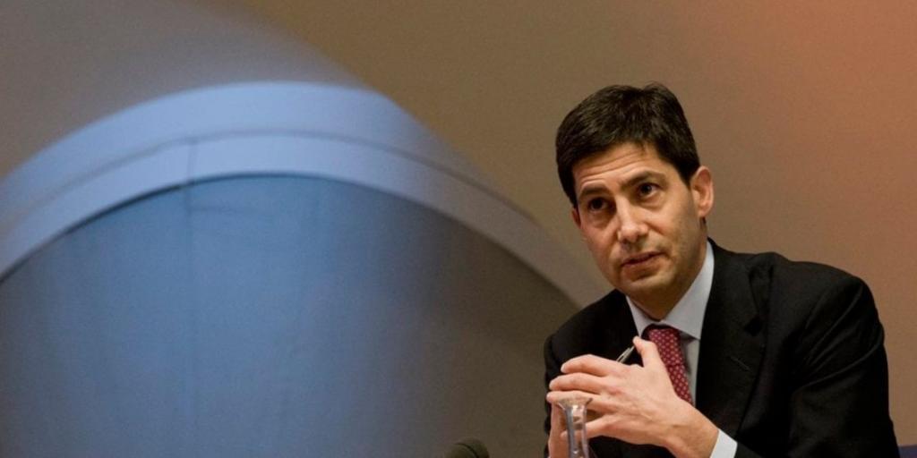 &Omicron; &Tau;&rho;&alpha;&mu;&pi; &alpha;&pi;&epsilon;&phi;ά&nu;&theta;&eta; &gamma;&iota;&alpha; &tau;&eta; Fed - &Tau;&rho;ί&alpha; &sigma;&upsilon;&mu;&pi;&epsilon;&rho;ά&sigma;&mu;&alpha;&tau;&alpha; &gamma;&iota;&alpha; &tau;&eta;&nu; &epsilon;&pi;&iota;&lambda;&omicron;&gamma;ή &tau;&omicron;&upsilon; &Kappa;έ&beta;&iota;&nu; &Gamma;&omicron;&upsilon;ό&rho;&sigmaf;