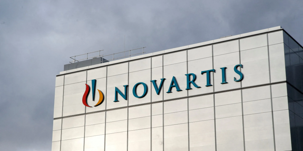&Tau;&alpha; &gamma;&epsilon;&nu;ό&sigma;&eta;&mu;&alpha; &pi;&iota;έ&zeta;&omicron;&upsilon;&nu; &tau;&alpha; &kappa;έ&rho;&delta;&eta; &tau;&eta;&sigmaf; Novartis &ndash; &Epsilon;&pi;&epsilon;&nu;&delta;ύ&sigma;&epsilon;&iota;&sigmaf; &sigma;&epsilon; &kappa;&alpha;&iota;&nu;&omicron;&tau;ό&mu;&epsilon;&sigmaf; &theta;&epsilon;&rho;&alpha;&pi;&epsilon;ί&epsilon;&sigmaf; &kappa;&alpha;&iota; &epsilon;&xi;&alpha;&gamma;&omicron;&rho;έ&sigmaf;