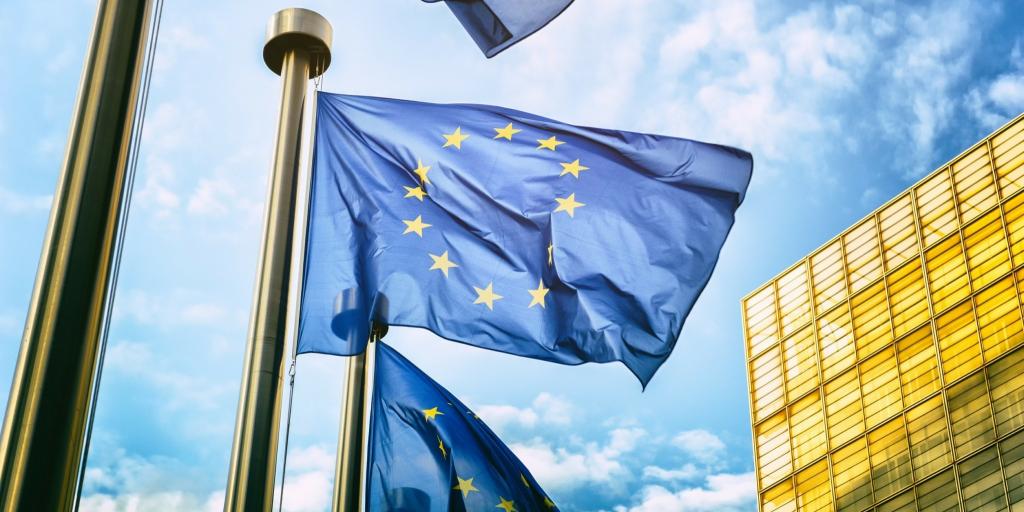 To test &tau;&omicron;&upsilon; Politico: &Epsilon;ί&sigma;&tau;&epsilon; &alpha;&rho;&kappa;&epsilon;&tau;ά έ&xi;&upsilon;&pi;&nu;&omicron;&iota; &gamma;&iota;&alpha; &nu;&alpha; &epsilon;&rho;&gamma;&alpha;&sigma;&tau;&epsilon;ί&tau;&epsilon; &sigma;&tau;&eta;&nu; &Epsilon;&Epsilon; &mu;&epsilon; &mu;&iota;&sigma;&theta;ό έ&omega;&sigmaf; &euro;6.758;