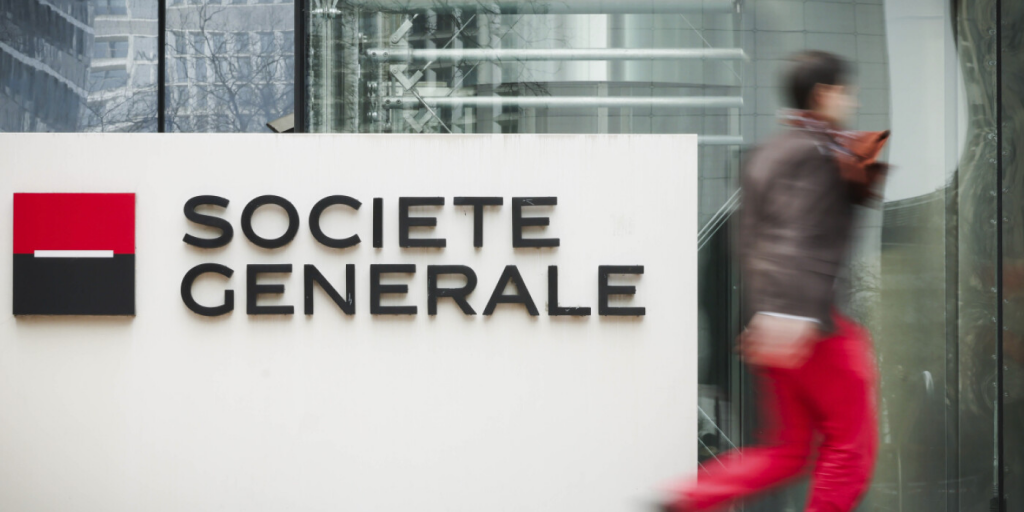 Societe Generale: &Alpha;&nu;&alpha;&kappa;&omicron;ί&nu;&omega;&sigma;&epsilon; &pi;&rho;ό&gamma;&rho;&alpha;&mu;&mu;&alpha; &epsilon;&pi;&alpha;&nu;&alpha;&gamma;&omicron;&rho;ά&sigmaf; &mu;&epsilon;&tau;&omicron;&chi;ώ&nu; 1,5 &delta;&iota;&sigma;. &epsilon;&upsilon;&rho;ώ