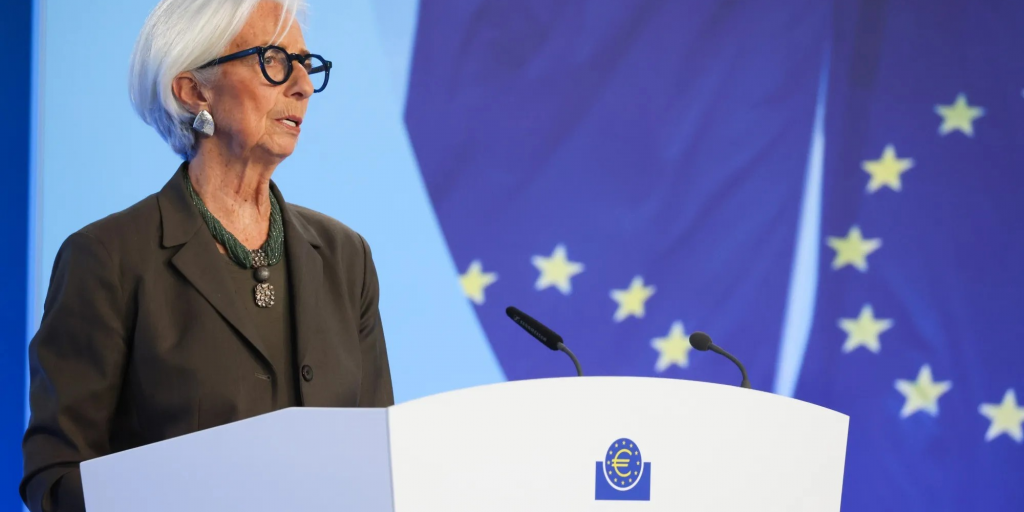 &Epsilon;&Kappa;&Tau;: &Chi;&tau;&upsilon;&pi;ά&epsilon;&iota; &kappa;&alpha;&mu;&pi;&alpha;&nu;ά&kappa;&iota; &sigma;&tau;&eta;&nu; &Epsilon;&Epsilon; &gamma;&iota;&alpha; ά&mu;&epsilon;&sigma;&eta; &delta;&rho;ά&sigma;&eta; &sigma;&tau;&eta;&nu; &omicron;&iota;&kappa;&omicron;&nu;&omicron;&mu;ί&alpha; &ndash; &Zeta;&eta;&tau;ά&epsilon;&iota; &pi;έ&nu;&tau;&epsilon; &mu;έ&tau;&rho;&alpha; &gamma;&iota;&alpha; &nu;&alpha; &sigma;&omega;&theta;&epsilon;ί &eta; &alpha;&nu;ά&pi;&tau;&upsilon;&xi;&eta;