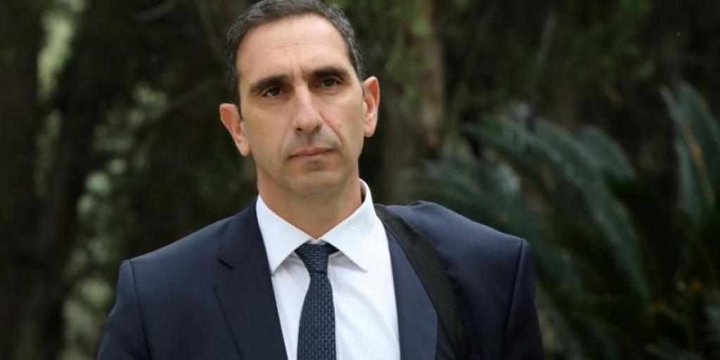 &Kappa;. &Iota;&omega;ά&nu;&nu;&omicron;&upsilon;: &Pi;&rho;&omicron;&sigma;&iota;&tau;ή &sigma;&tau;έ&gamma;&eta; &kappa;&alpha;&iota; &pi;&alpha;&rho;ά&kappa;&tau;&iota;&epsilon;&sigmaf; &kappa;&omicron;&iota;&nu;ό&tau;&eta;&tau;&epsilon;&sigmaf; &sigma;&tau;&omicron; &epsilon;&pi;ί&kappa;&epsilon;&nu;&tau;&rho;&omicron; &tau;&eta;&sigmaf; &Kappa;&upsilon;&pi;&rho;&iota;&alpha;&kappa;ή&sigmaf; &Pi;&rho;&omicron;&epsilon;&delta;&rho;ί&alpha;&sigmaf; &tau;&eta;&sigmaf; &Epsilon;&Epsilon;