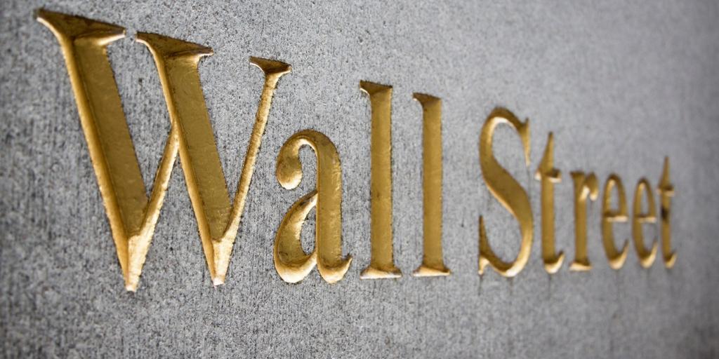 Wall Street: &Kappa;έ&rho;&delta;&eta; &kappa;&alpha;&iota; &laquo;&phi;&lambda;&epsilon;&rho;&tau;&raquo; &mu;&epsilon; &nu;έ&alpha; &rho;&epsilon;&kappa;ό&rho; &mu;&epsilon;&tau;ά &tau;&alpha; &iota;&sigma;&chi;&upsilon;&rho;ά &sigma;&tau;&omicron;&iota;&chi;&epsilon;ί&alpha; &gamma;&iota;&alpha; &tau;&eta;&nu; &alpha;&pi;&alpha;&sigma;&chi;ό&lambda;&eta;&sigma;&eta;