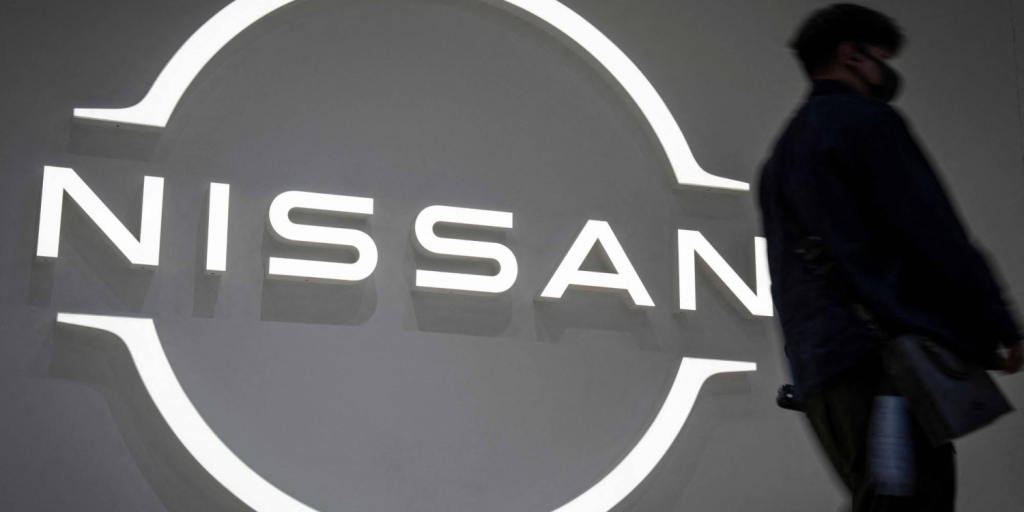 Nissan: &Pi;&epsilon;&rho;&iota;&omicron;&rho;ί&zeta;&epsilon;&iota; &tau;&eta; &lambda;&epsilon;&iota;&tau;&omicron;&upsilon;&rho;&gamma;&iota;&kappa;ή &zeta;&eta;&mu;ί&alpha; &sigma;&tau;&alpha; $392 &epsilon;&kappa;&alpha;&tau;. &epsilon;&nu; &mu;έ&sigma;&omega; &alpha;&nu;&alpha;&delta;&iota;ά&rho;&theta;&rho;&omega;&sigma;&eta;&sigmaf;