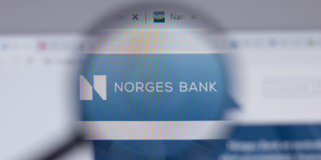 Norges Bank: &Tau;&omicron; &Nu;&omicron;&rho;&beta;&eta;&gamma;&iota;&kappa;ό wealth fund &tau;&omega;&nu; $2,1 &tau;&rho;&iota;&sigma;. &delta;&iota;&alpha;&kappa;ό&pi;&tau;&epsilon;&iota; &tau;&eta; &sigma;&upsilon;&nu;&epsilon;&rho;&gamma;&alpha;&sigma;ί&alpha; &mu;&epsilon; &tau;&omicron;&upsilon;&rho;&kappa;&iota;&kappa;ό &delta;&iota;&alpha;&chi;&epsilon;&iota;&rho;&iota;&sigma;&tau;ή &lambda;ό&gamma;&omega; &chi;&epsilon;&iota;&rho;&alpha;&gamma;ώ&gamma;&eta;&sigma;&eta;&sigmaf;