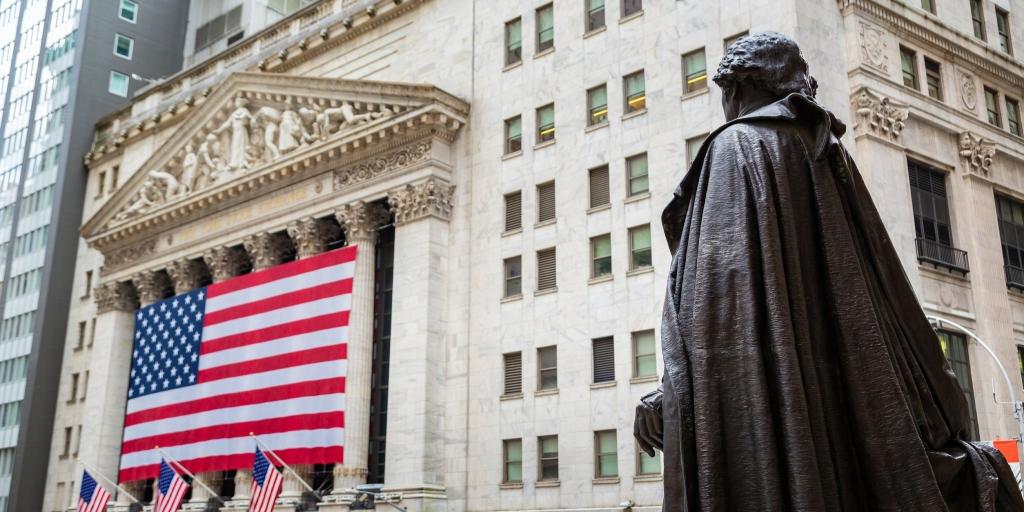 Wall Street: &Sigma;&epsilon; &tau;&rho;&omicron;&chi;&iota;ά &gamma;&iota;&alpha; &epsilon;&beta;&delta;&omicron;&mu;&alpha;&delta;&iota;&alpha;ί&epsilon;&sigmaf; &alpha;&pi;ώ&lambda;&epsilon;&iota;&epsilon;&sigmaf; &omicron;&iota; &delta;&epsilon;ί&kappa;&tau;&epsilon;&sigmaf; &ndash; &Delta;&epsilon;&nu; έ&delta;&omega;&sigma;&epsilon; ώ&theta;&eta;&sigma;&eta; &omicron; CPI