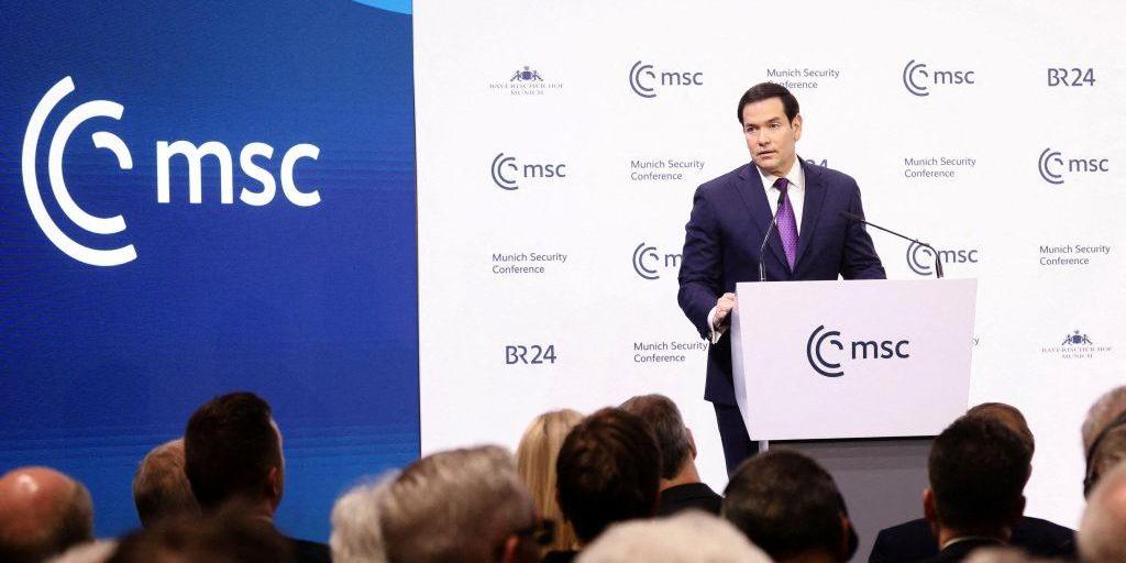 &Gamma;&iota;&alpha;&tau;ί &omicron; &Rho;&omicron;ύ&mu;&pi;&iota;&omicron; &delta;&epsilon;&nu; έ&pi;&epsilon;&iota;&sigma;&epsilon; &tau;&eta;&nu; &Epsilon;&Epsilon; &sigma;&tau;&eta; &Delta;&iota;ά&sigma;&kappa;&epsilon;&psi;&eta; &tau;&omicron;&upsilon; &Mu;&omicron;&nu;ά&chi;&omicron;&upsilon;