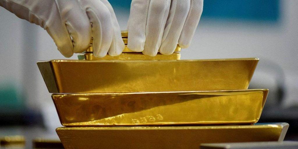 &Chi;&rho;&upsilon;&sigma;ό&sigmaf;: &Gamma;&iota;&alpha;&tau;ί &eta; ά&nu;&omicron;&delta;&omicron;&sigmaf; &tau;&eta;&sigmaf; &tau;&iota;&mu;ή&sigmaf; &alpha;&nu;&alpha;&gamma;&kappa;ά&zeta;&epsilon;&iota; &tau;&alpha; &theta;&eta;&sigma;&alpha;&upsilon;&rho;&omicron;&phi;&upsilon;&lambda;ά&kappa;&iota;&alpha; &nu;&alpha; &mu;&epsilon;&iota;ώ&sigma;&omicron;&upsilon;&nu; &tau;&eta;&nu; &alpha;&sigma;&phi;&alpha;&lambda;&iota;&sigma;&tau;&iota;&kappa;ή &tau;&omicron;&upsilon;&sigmaf; &kappa;ά&lambda;&upsilon;&psi;&eta;
