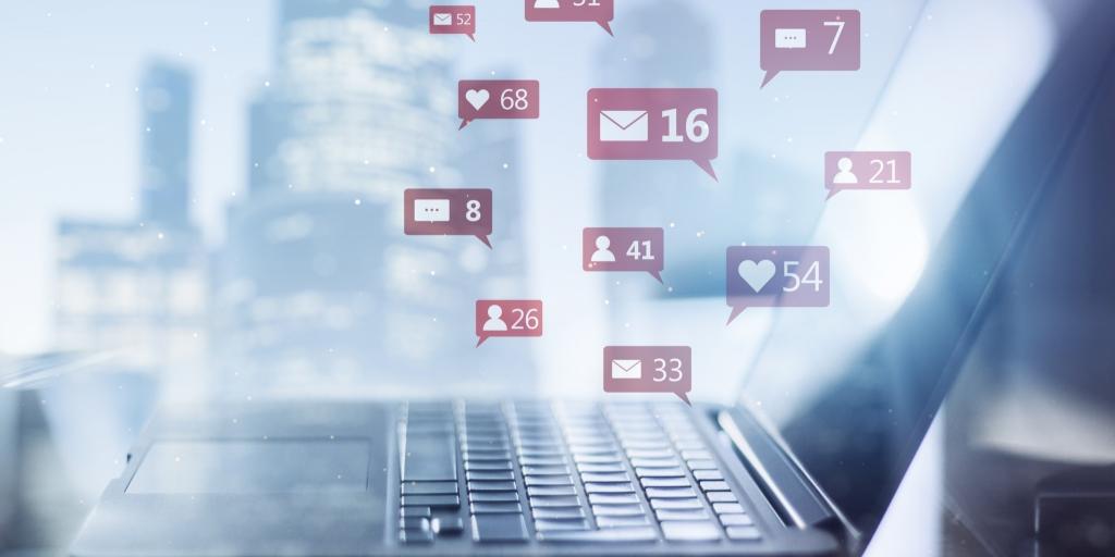 &Epsilon;&upsilon;&rho;ώ&pi;&eta; &epsilon;&nu;&alpha;&nu;&tau;ί&omicron;&nu; Big Tech: &Gamma;&iota;&alpha;&tau;ί &omicron;&iota; &alpha;&pi;&alpha;&gamma;&omicron;&rho;&epsilon;ύ&sigma;&epsilon;&iota;&sigmaf; &sigma;&tau;&alpha; social media &gamma;&iota;&alpha; &alpha;&nu;&eta;&lambda;ί&kappa;&omicron;&upsilon;&sigmaf; &alpha;&nu;&omicron;ί&gamma;&omicron;&upsilon;&nu; &nu;έ&omicron; &mu;έ&tau;&omega;&pi;&omicron; &sigma;ύ&gamma;&kappa;&rho;&omicron;&upsilon;&sigma;&eta;&sigmaf;