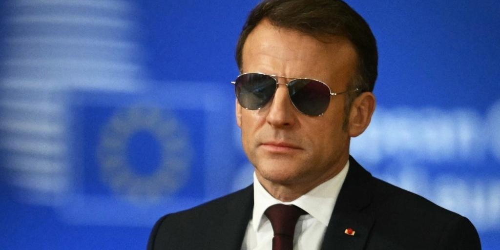&Omicron; &Mu;&alpha;&kappa;&rho;ό&nu; &pi;ά&epsilon;&iota; &gamma;&iota;&alpha; &pi;&omega;&lambda;ή&sigma;&epsilon;&iota;&sigmaf; &sigma;&tau;&eta;&nu; &Iota;&nu;&delta;ί&alpha; - &Pi;&iota;έ&sigma;&epsilon;&iota;&sigmaf; &sigma;&tau;&omicron;&nu; &Mu;ό&nu;&tau;&iota; &gamma;&iota;&alpha; 114 Rafale