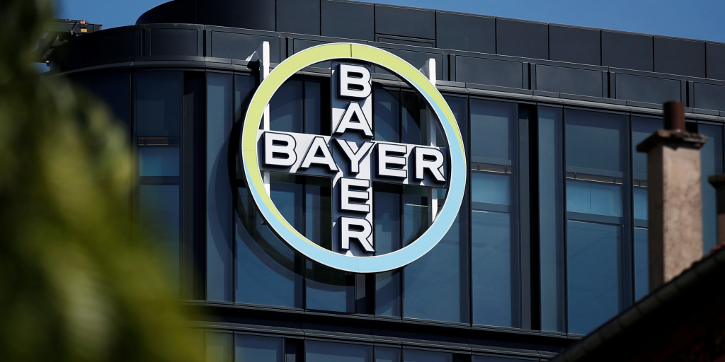Bayer: &Sigma;&upsilon;&mu;&phi;&omega;&nu;ί&alpha; ά&nu;&omega; &tau;&omega;&nu; 7 &delta;&iota;&sigma;. &delta;&omicron;&lambda;&alpha;&rho;ί&omega;&nu; &gamma;&iota;&alpha; &nu;&alpha; &laquo;&kappa;&lambda;&epsilon;ί&sigma;&epsilon;&iota;&raquo; &mu;&epsilon; &tau;&iota;&sigmaf; &alpha;&gamma;&omega;&gamma;έ&sigmaf; &tau;&omicron;&upsilon; Roundup