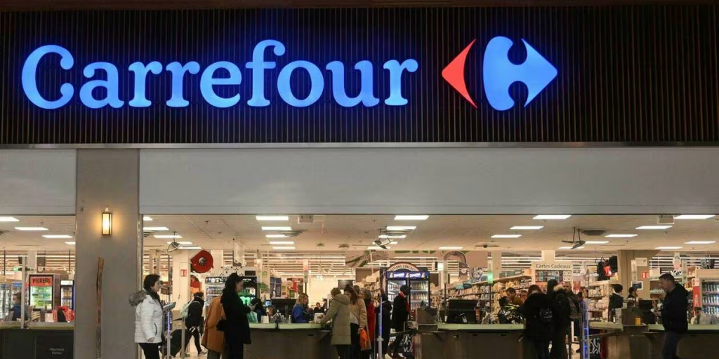 Carrefour: &Beta;&omicron;&upsilon;&tau;&iota;ά &gamma;&iota;&alpha; &tau;&eta; &mu;&epsilon;&tau;&omicron;&chi;ή, &mu;&epsilon; &phi;ό&nu;&tau;&omicron; &tau;&iota;&sigmaf; &alpha;&pi;&omicron;&gamma;&omicron;&eta;&tau;&epsilon;&upsilon;&tau;&iota;&kappa;έ&sigmaf; &pi;&omega;&lambda;ή&sigma;&epsilon;&iota;&sigmaf; &kappa;&alpha;&iota; &tau;&eta; &sigma;&upsilon;&rho;&rho;ί&kappa;&nu;&omega;&sigma;&eta; &tau;&eta;&sigmaf; &delta;&iota;&epsilon;&theta;&nu;&omicron;ύ&sigmaf; &pi;&alpha;&rho;&omicron;&upsilon;&sigma;ί&alpha;&sigmaf;