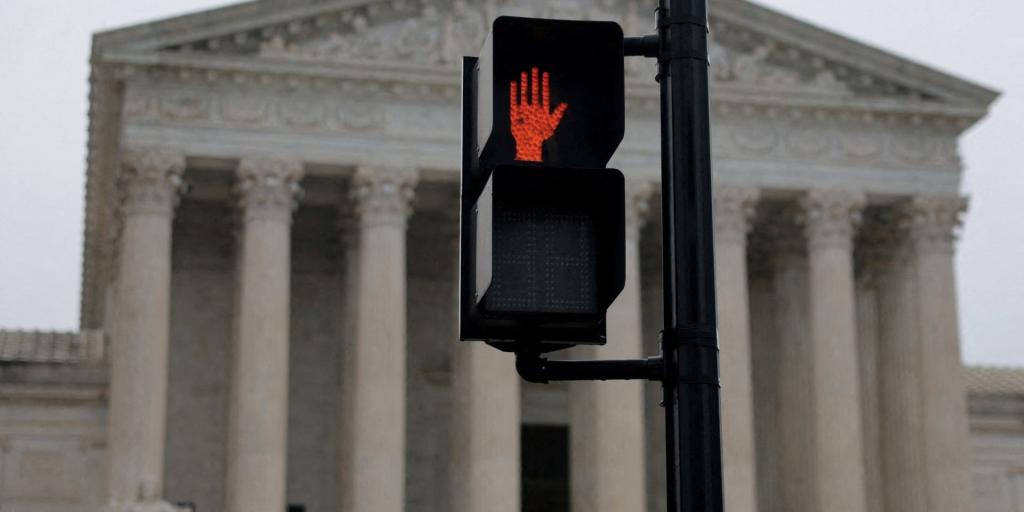 &Tau;&omicron; &epsilon;&rho;ώ&tau;&eta;&mu;&alpha; &tau;&omega;&nu; $170 &delta;&iota;&sigma;.: &Pi;&omicron;&iota;&omicron;&iota; &theta;&alpha; &pi;ά&rho;&omicron;&upsilon;&nu; &epsilon;&pi;&iota;&sigma;&tau;&rho;&omicron;&phi;έ&sigmaf; &alpha;&pi;ό &tau;&omicron;&upsilon;&sigmaf; &delta;&alpha;&sigma;&mu;&omicron;ύ&sigmaf; &Tau;&rho;&alpha;&mu;&pi;;